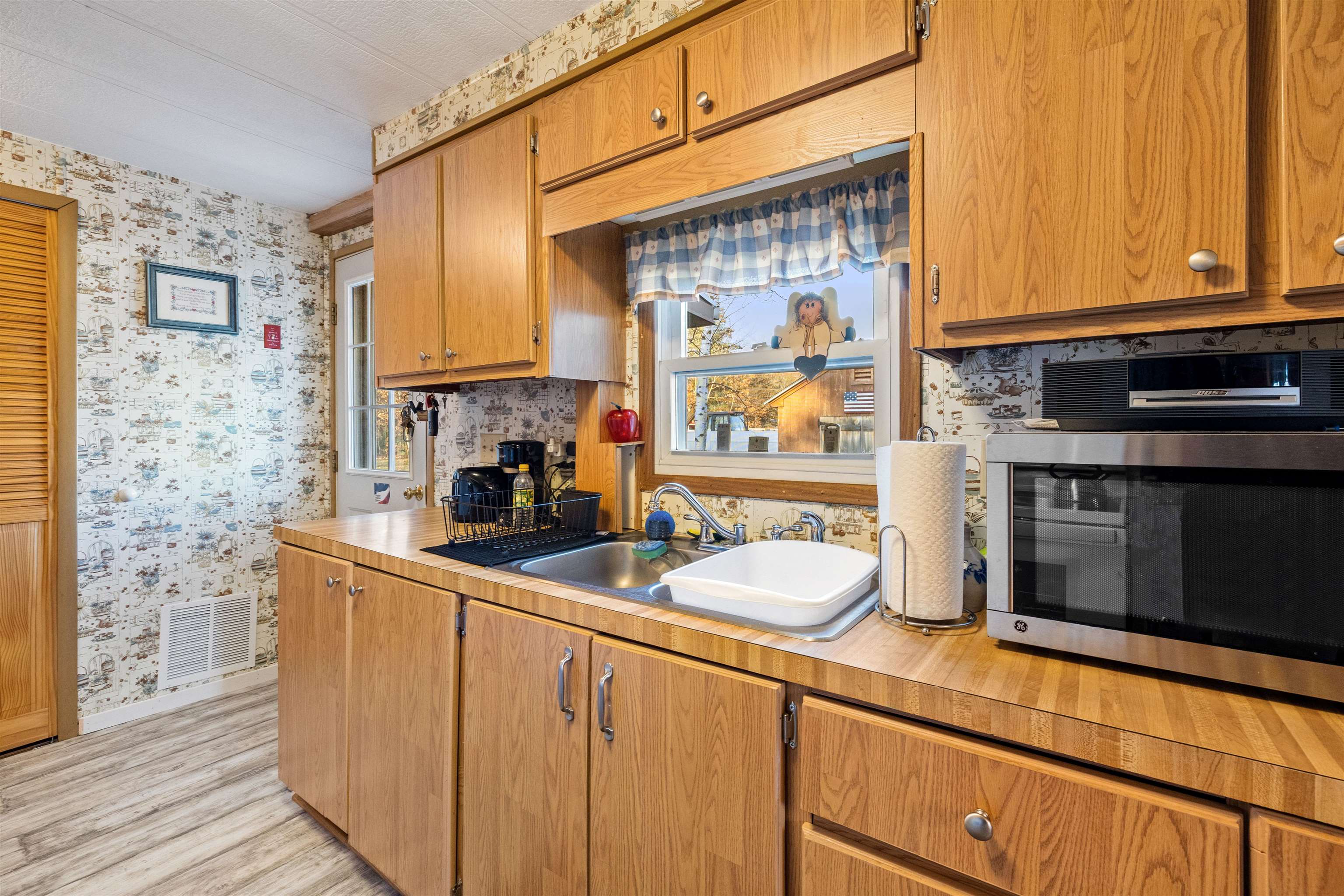 61 Riverledge Drive Goffstown, NH 03045 - Photo 15 of 40