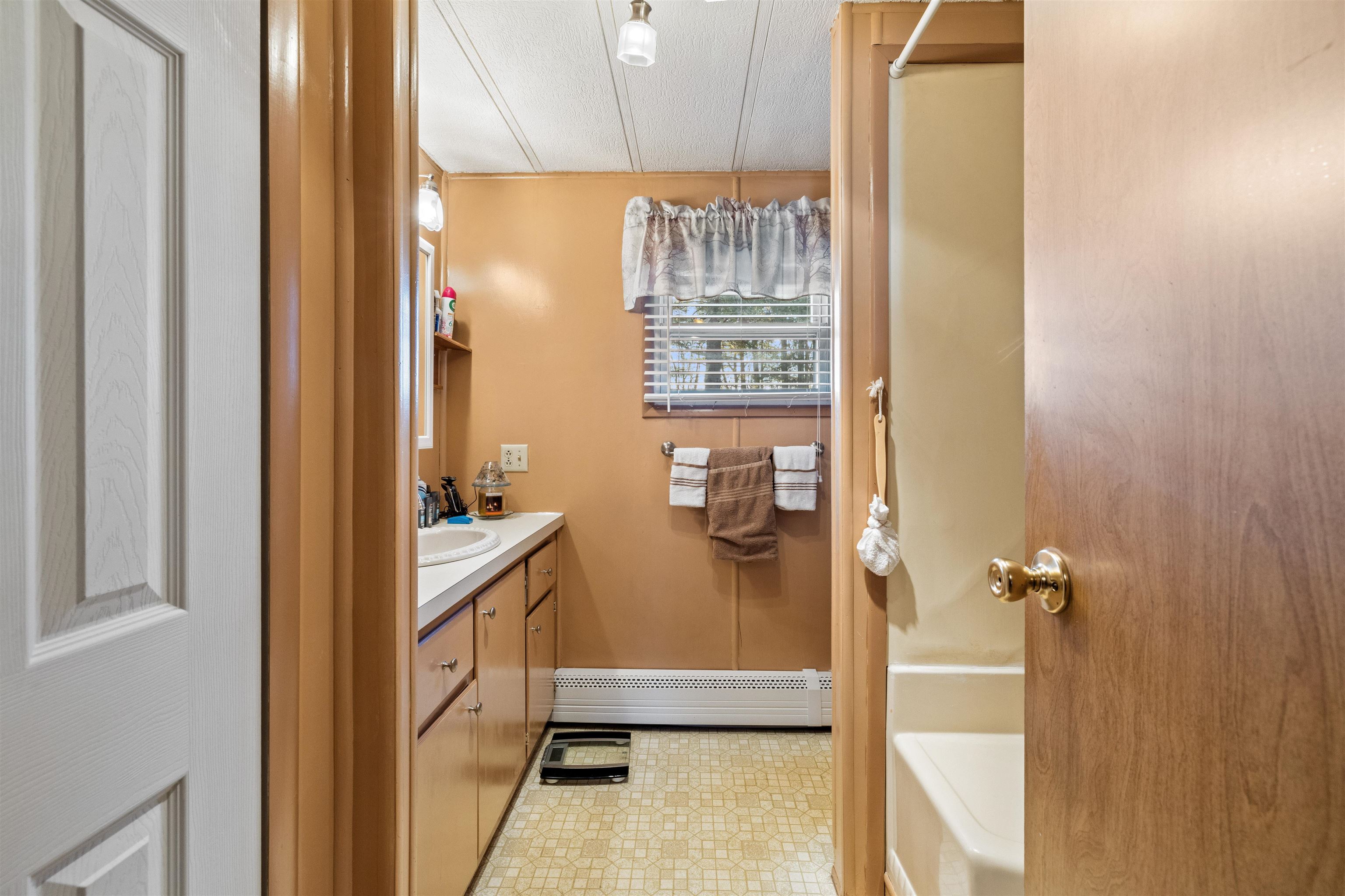 61 Riverledge Drive Goffstown, NH 03045 - Photo 19 of 40