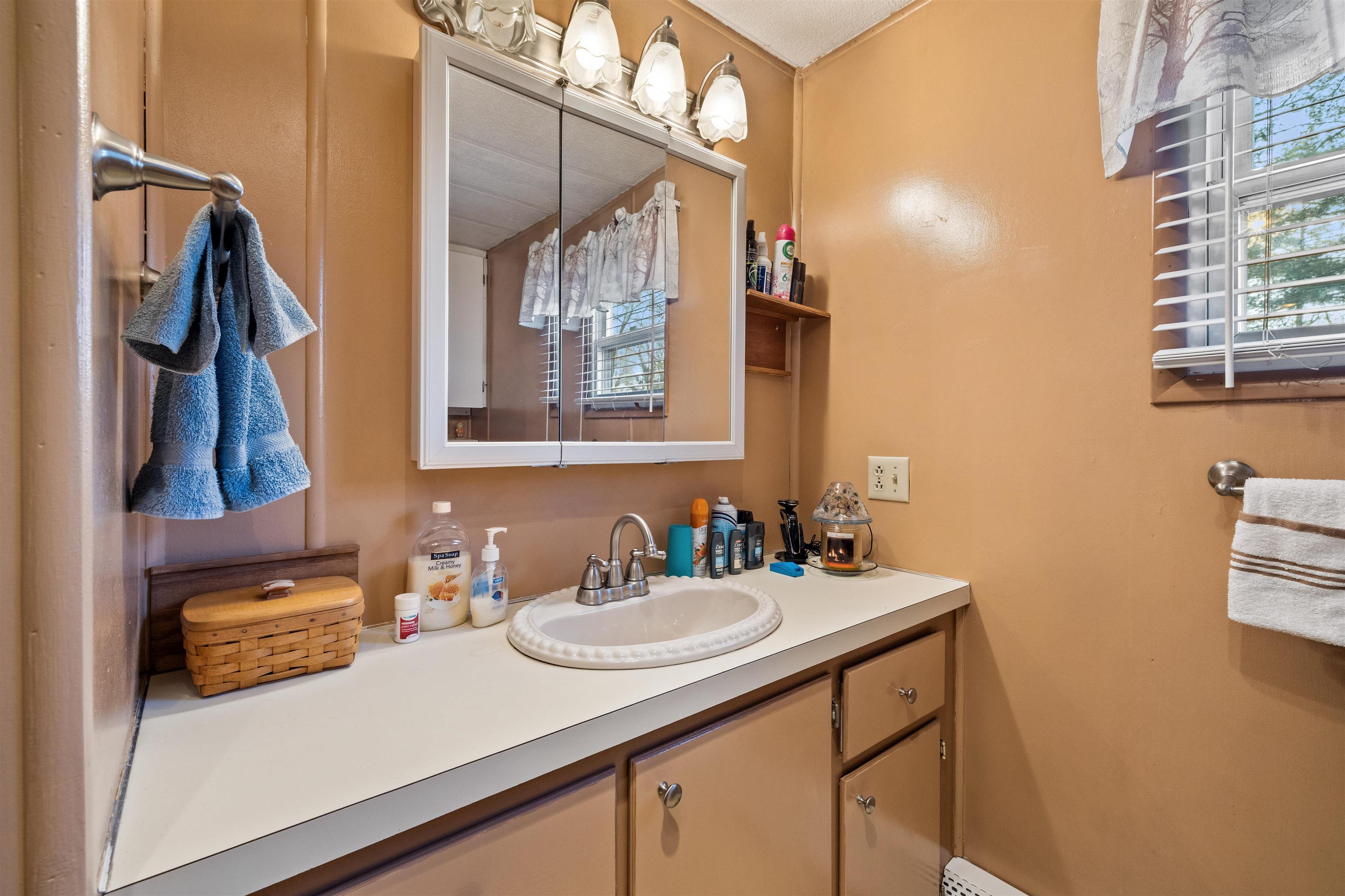 61 Riverledge Drive Goffstown, NH 03045 - Photo 20 of 40