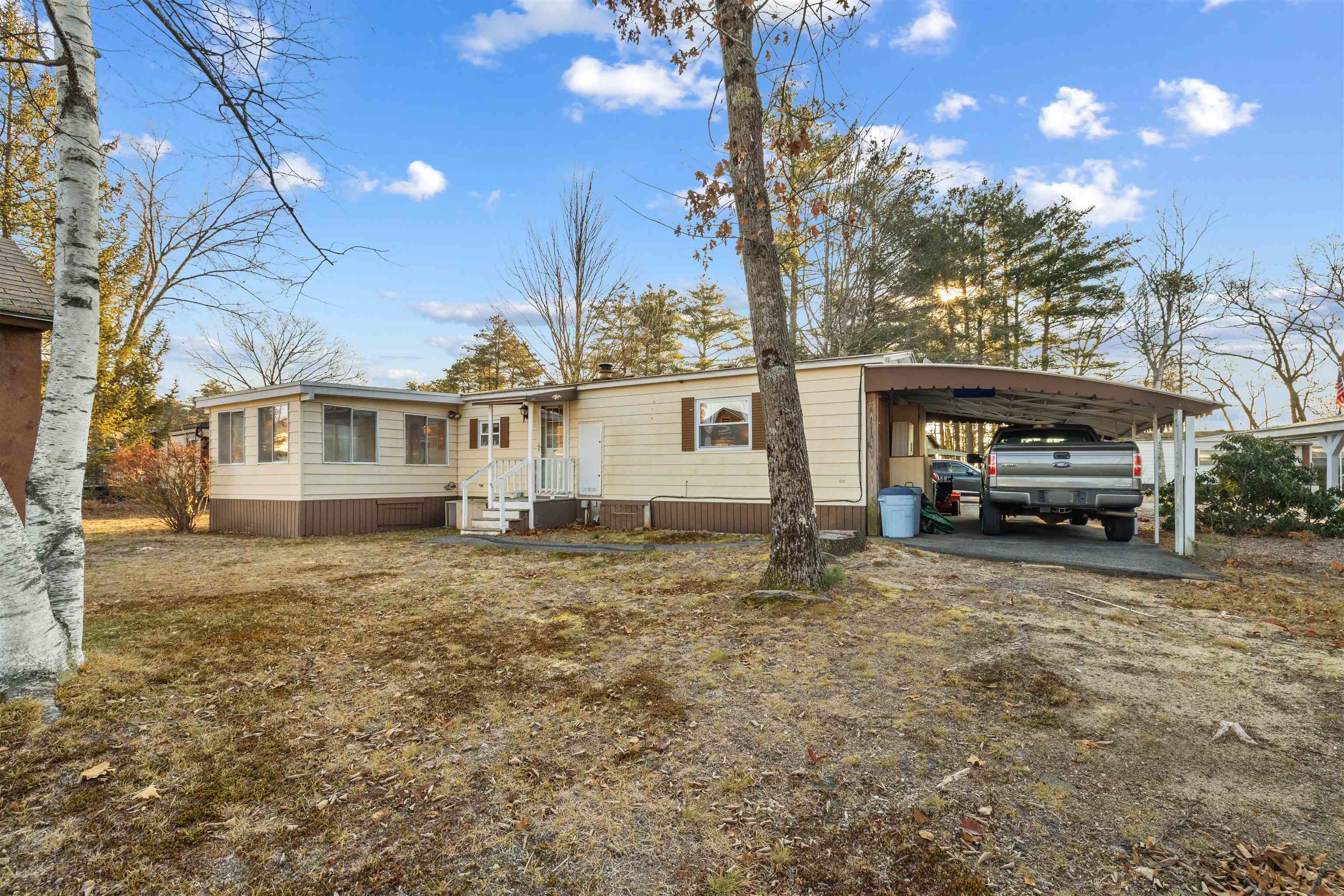 61 Riverledge Drive Goffstown, NH 03045 - Photo 2 of 40