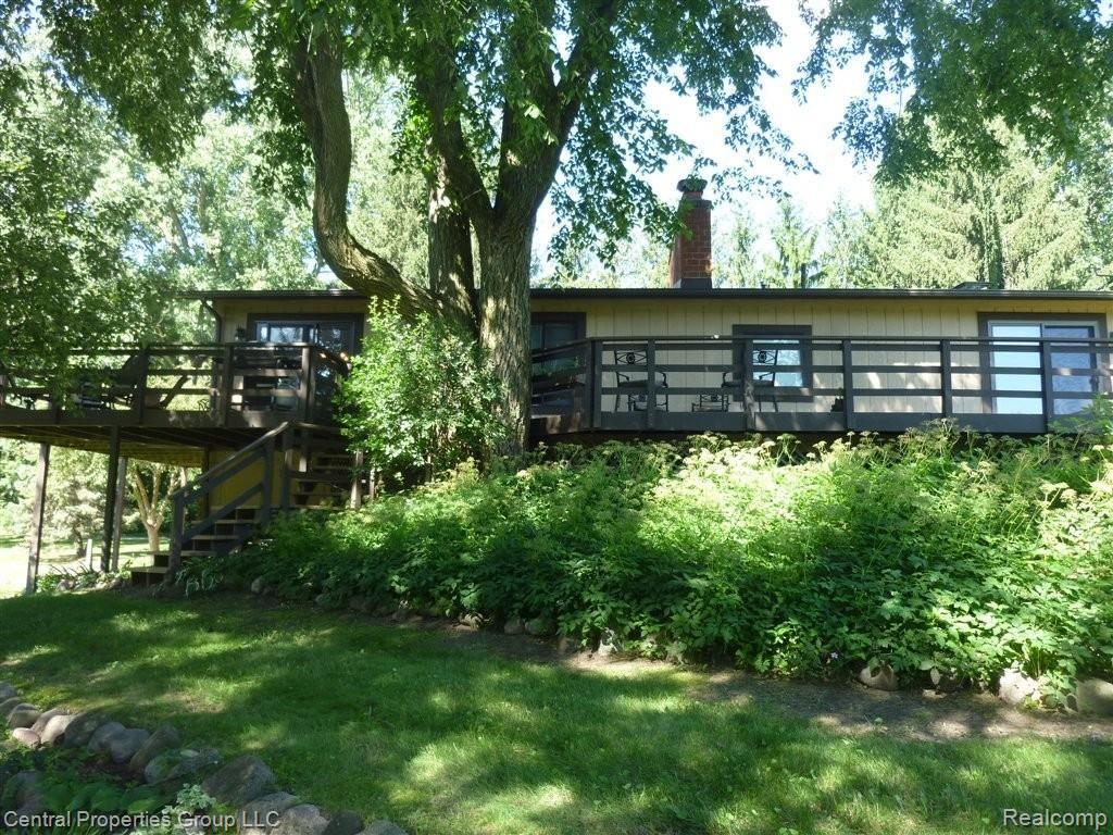 2845 Ripple Way White Lake, MI 48383 - Photo 26 of 29 Back of Home