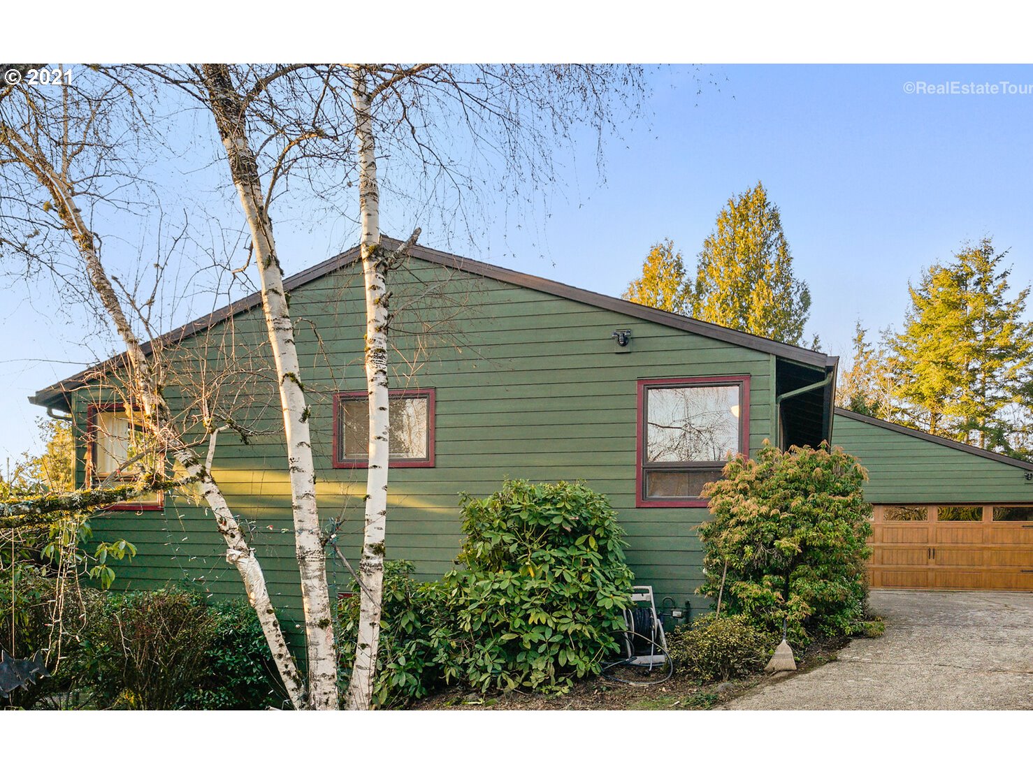 8311 Northwest Reed Drive Portland, OR 97229 - Photo 1 of 30 Gallery Image 1
