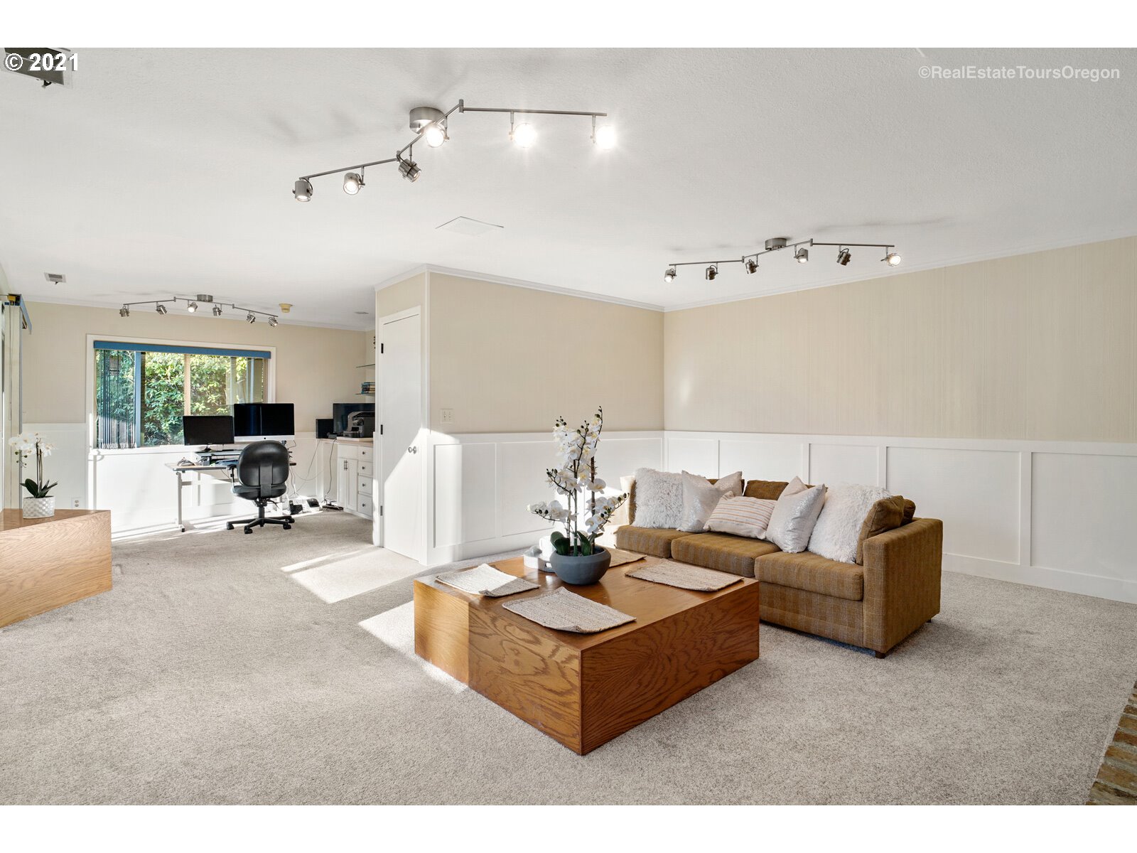 8311 Northwest Reed Drive Portland, OR 97229 - Photo 21 of 30 Gallery Image 21