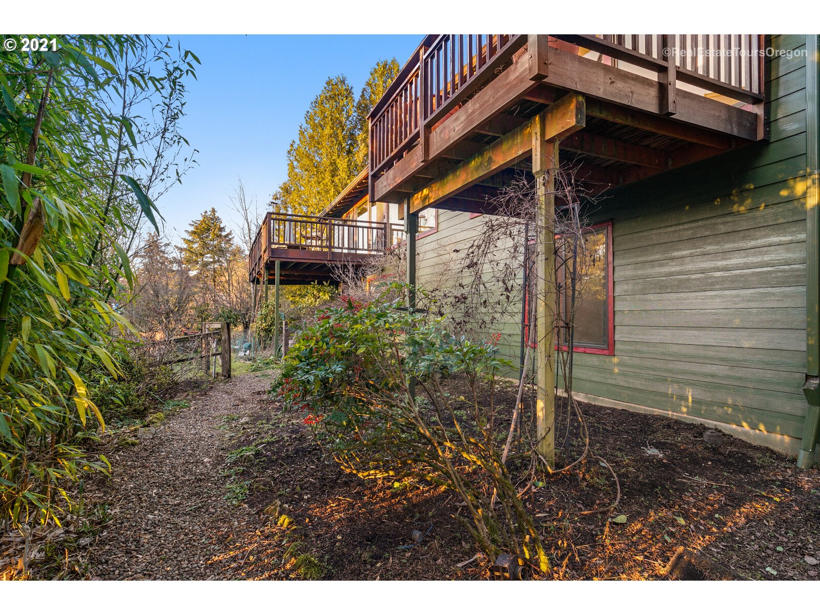 8311 Northwest Reed Drive Portland, OR 97229 - Photo 26 of 30 Gallery Image 26