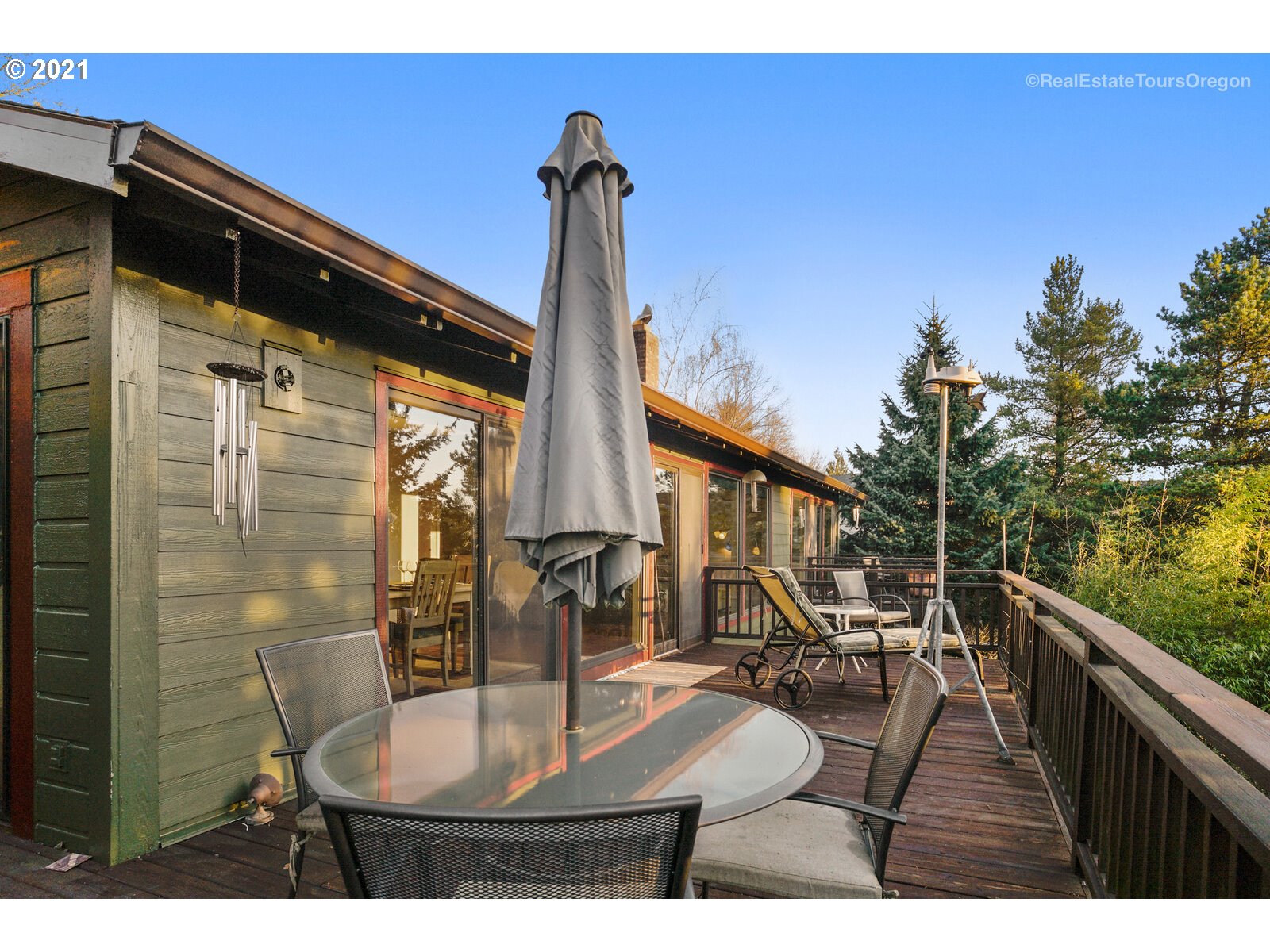 8311 Northwest Reed Drive Portland, OR 97229 - Photo 9 of 30 Gallery Image 9