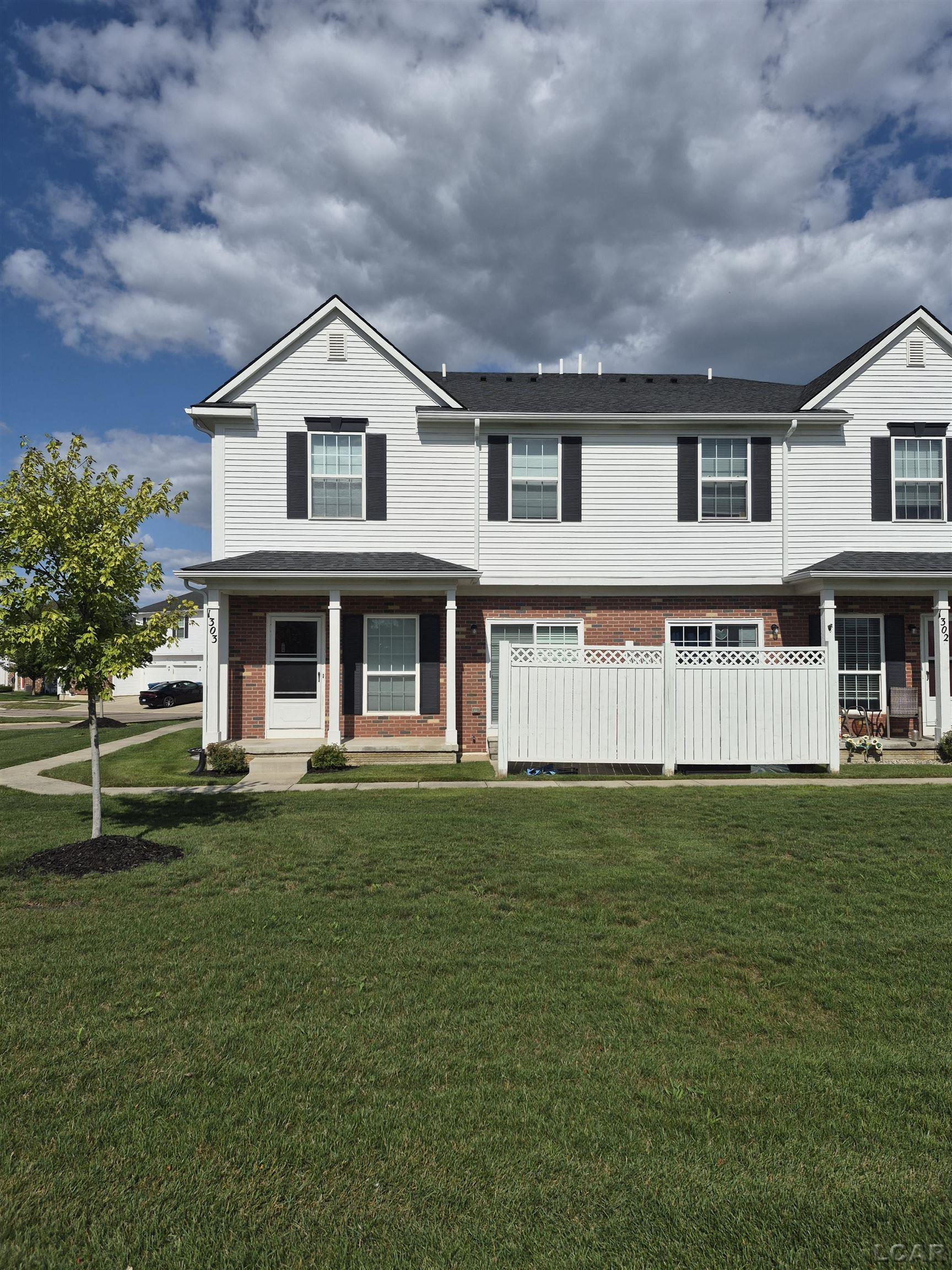 1303 Riversedge Drive Saline, MI 48176 - Photo 2 of 36 50217430-90c5fd64-f210-4975-a09d-a4d650d8796a.JPG