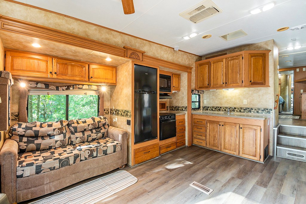 84 32nd Street Ellijay, GA 30540 - Photo 5 of 17