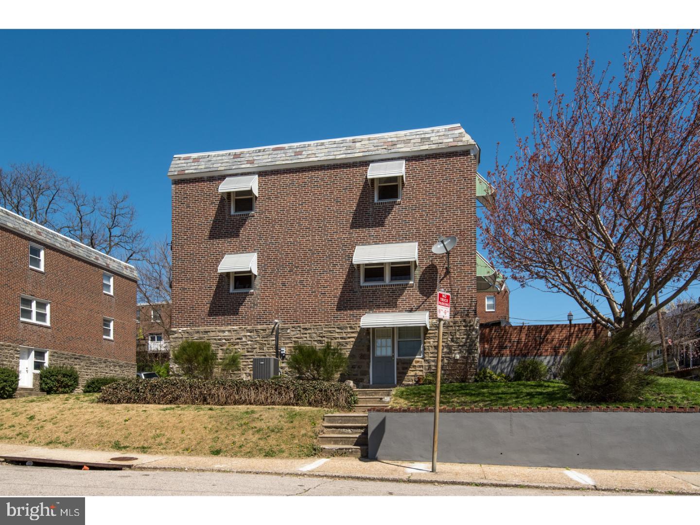 240 Righter Street Philadelphia, PA 19128 - Photo 15 of 16 Exterior Side
