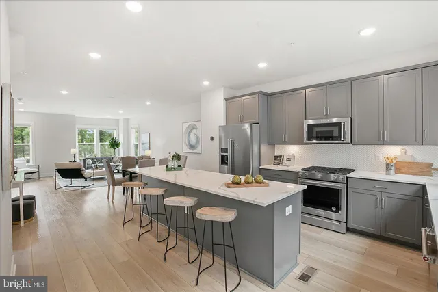 $925,000 | 12768 Sunrise Valley Drive, Reston, VA 20191