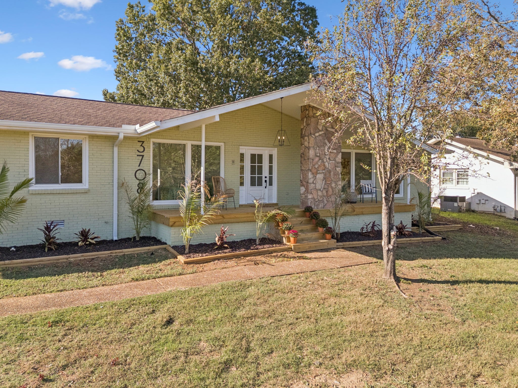 3708 Anderson Road Nashville, TN 37217 - Photo 14 of 75