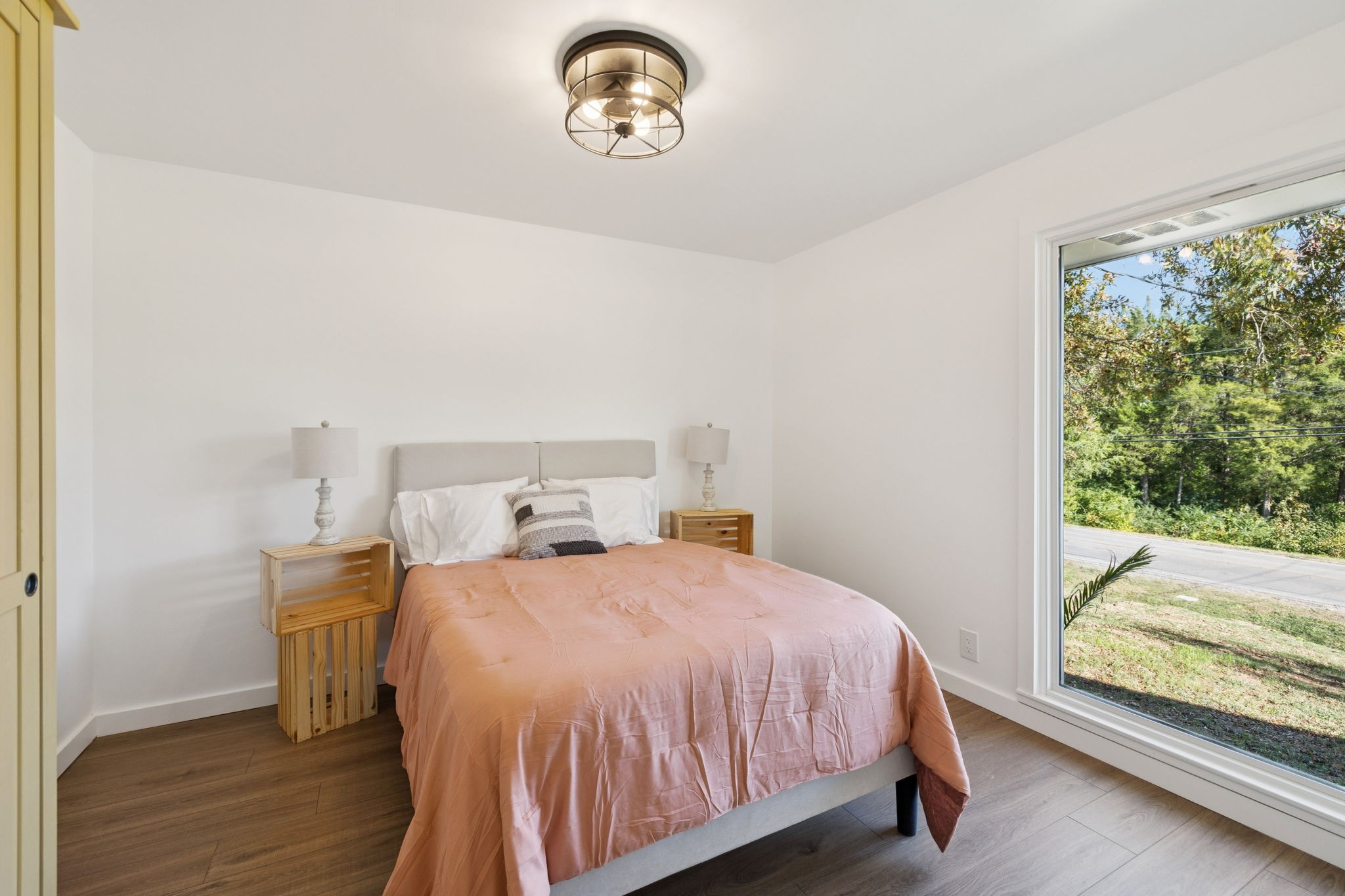 3708 Anderson Road Nashville, TN 37217 - Photo 30 of 75 a bedroom with a bed and a window