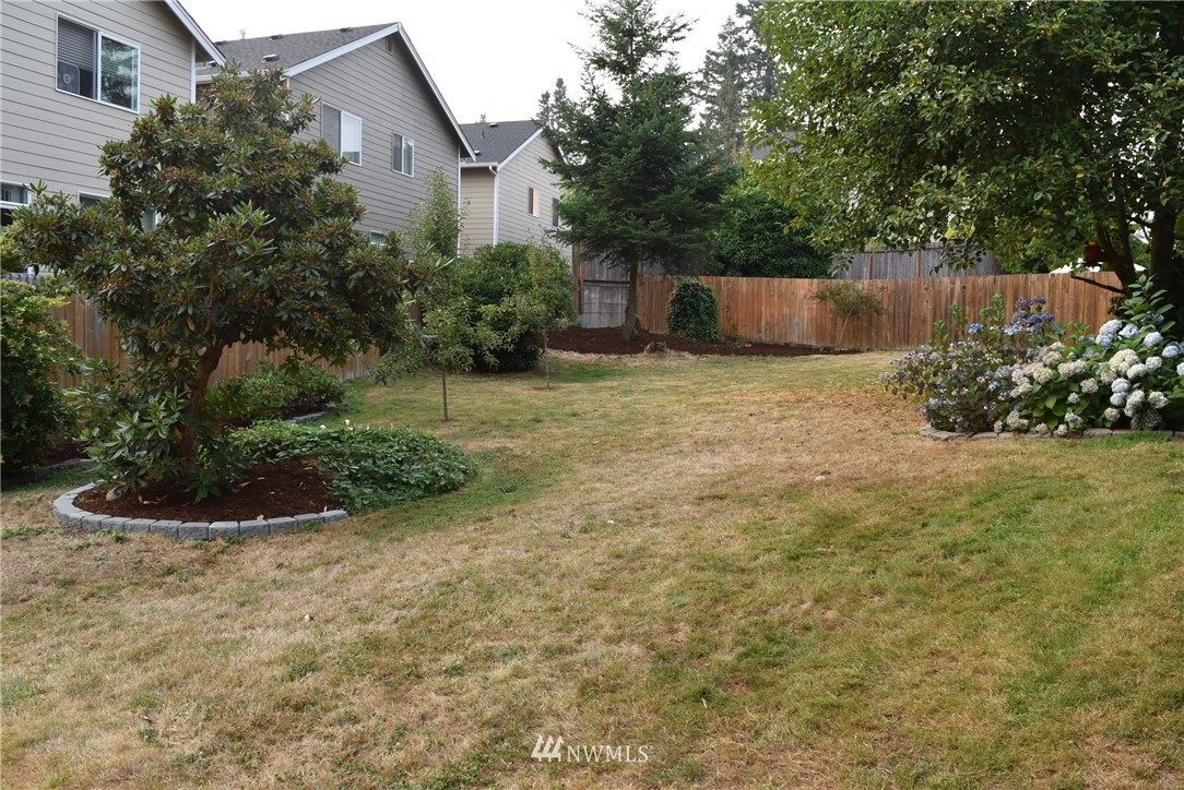 12524 Alexander Road Everett, WA 98204 - Photo 4 of 23 Gallery Image 4