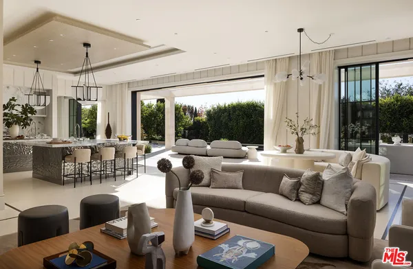 $36,950,000 | 721 North Bonhill Road, Los Angeles, CA 90049