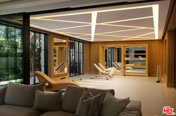 $36,950,000 | 721 North Bonhill Road, Los Angeles, CA 90049