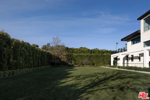$36,950,000 | 721 North Bonhill Road, Los Angeles, CA 90049