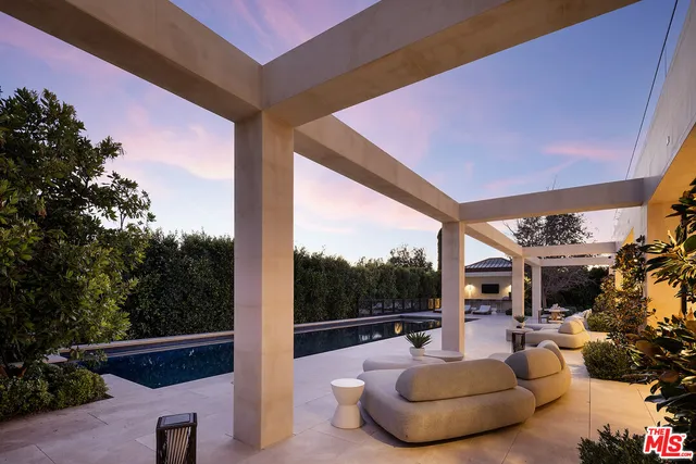 $36,950,000 | 721 North Bonhill Road, Los Angeles, CA 90049