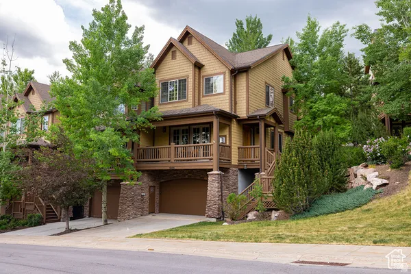 $1,195,000 | 3035 Canyon Link Drive, Park City, UT 84098