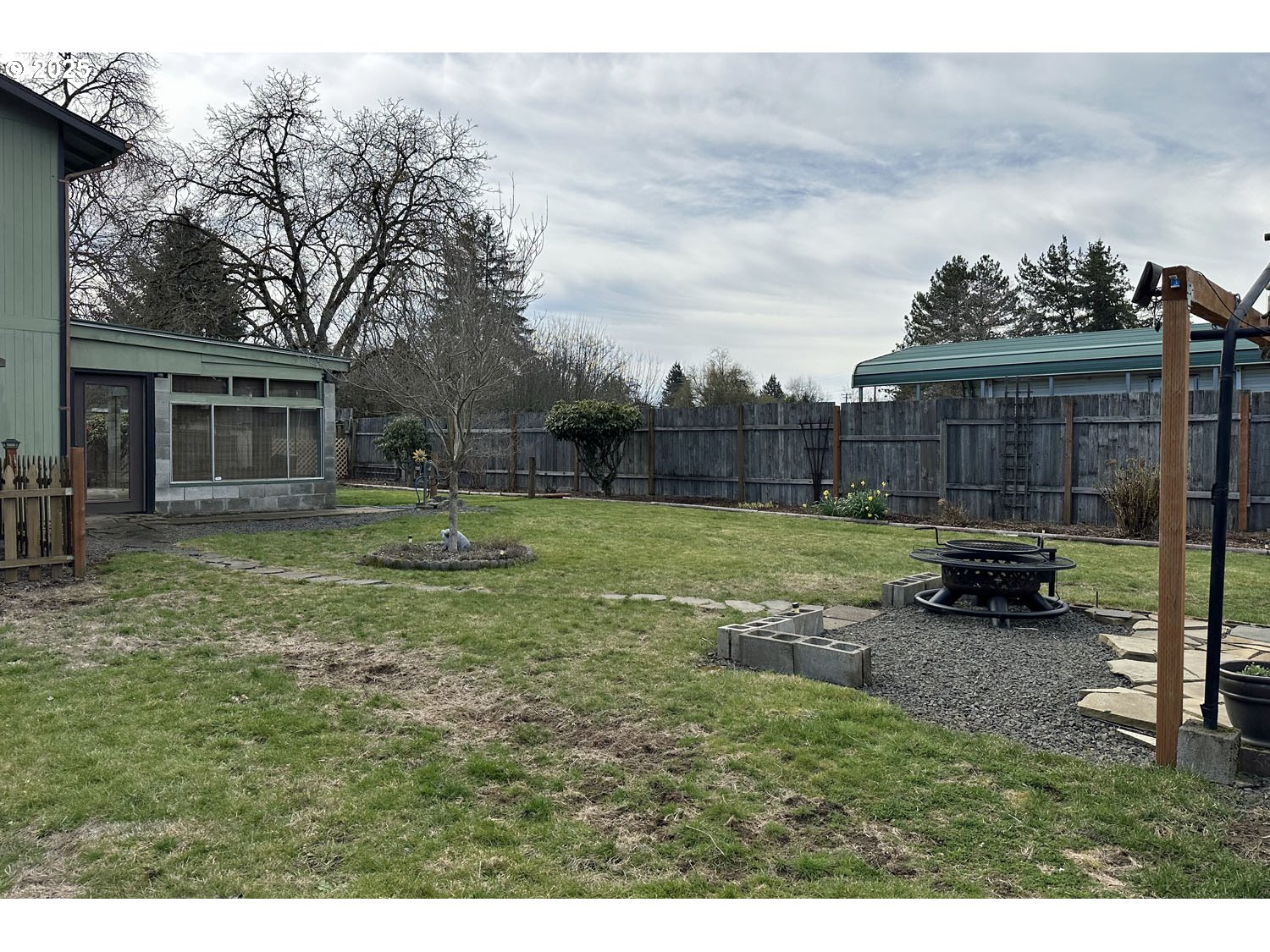 1666 River Road Eugene, OR 97404 - Photo 26 of 35 Gallery Image 26