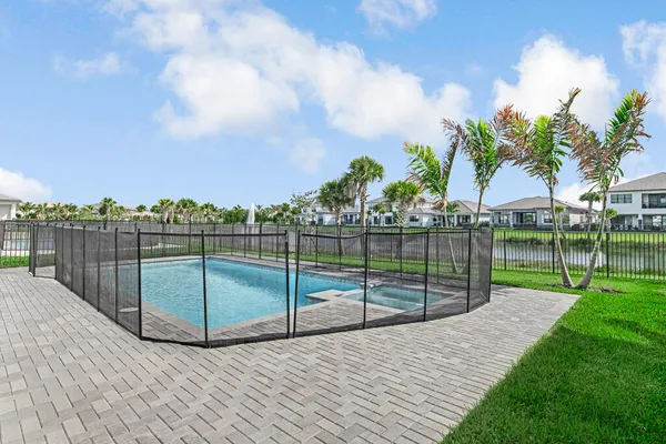 $1,367,900 | 9680 Grey Flock Drive, Palm Beach Gardens, FL 33412