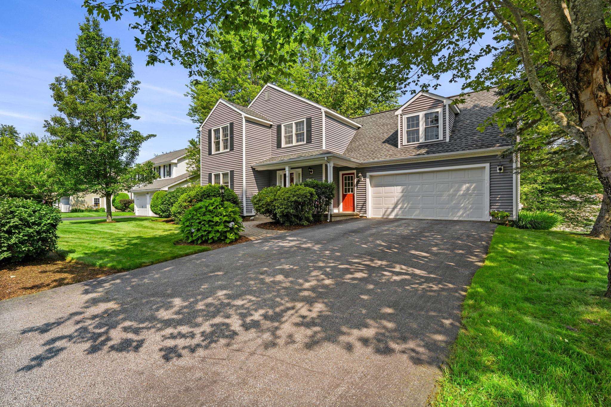 93 William Gannon Road Manchester, NH 03104 - Photo 1 of 2