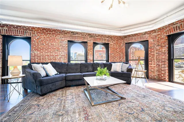 $984,950 | 308 West 8th Street, Unit 100, Kansas City, MO 64105