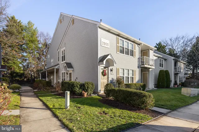 $285,000 | 2904 B Heatherstone Court, Mount Laurel, NJ 08054