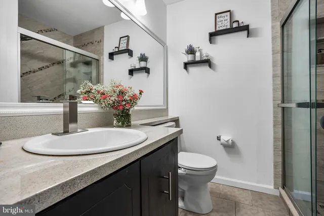 $285,000 | 2904 B Heatherstone Court, Mount Laurel, NJ 08054