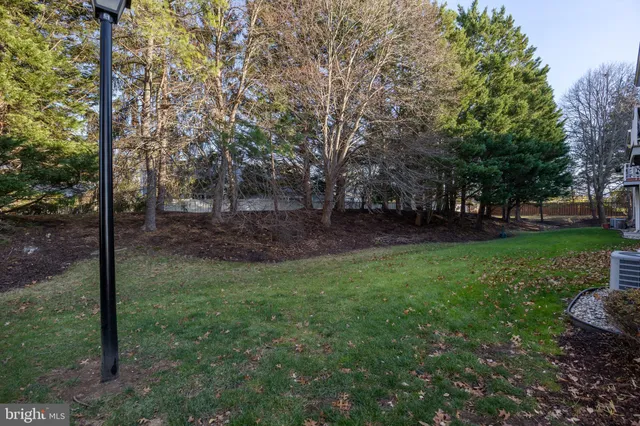 $285,000 | 2904 B Heatherstone Court, Mount Laurel, NJ 08054