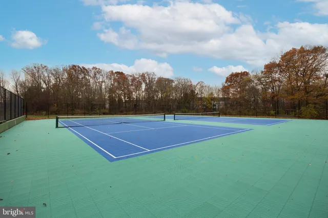 $285,000 | 2904 B Heatherstone Court, Mount Laurel, NJ 08054