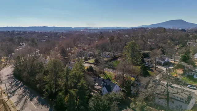 $750,000 | 1259 Duane Road, Chattanooga, TN 37405