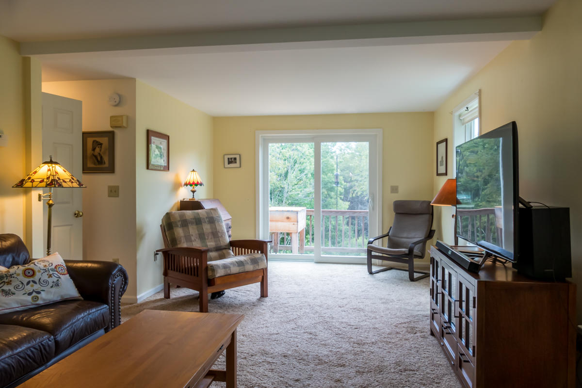 42 Prout Road Freeport, ME 04032 - Photo 16 of 56 20-Living room 4