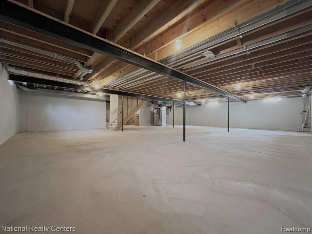 2056 Somerville Road Rochester Hills, MI 48307 - Photo 68 of 84