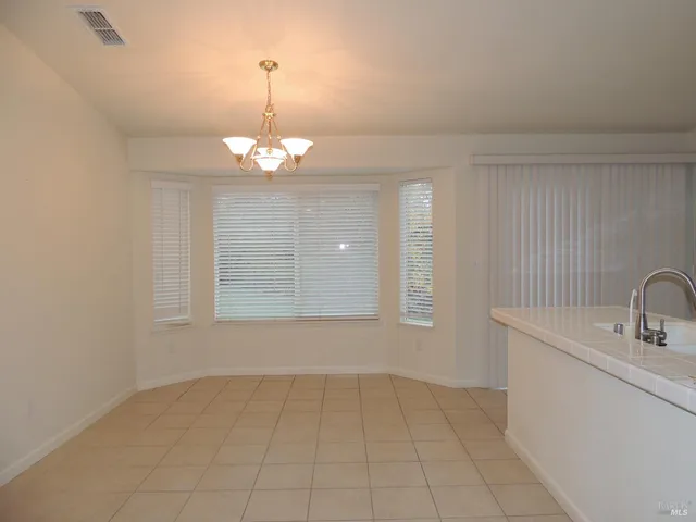 $2,100 | 265 Conway Drive, Rio Vista, CA 94571