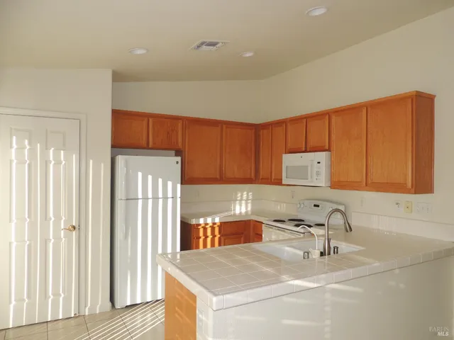 $2,100 | 265 Conway Drive, Rio Vista, CA 94571