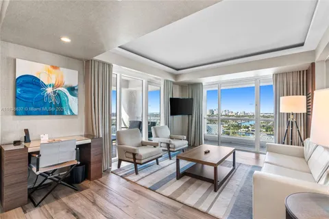 $1,434,900 | 551 North Fort Lauderdale Beach Boulevard, Unit R2205, Fort Lauderdale, FL 33304