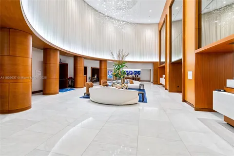 $1,434,900 | 551 North Fort Lauderdale Beach Boulevard, Unit R2205, Fort Lauderdale, FL 33304