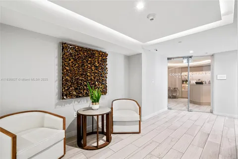 $1,434,900 | 551 North Fort Lauderdale Beach Boulevard, Unit R2205, Fort Lauderdale, FL 33304