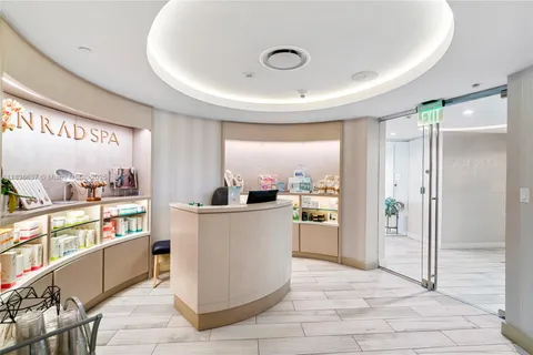 $1,434,900 | 551 North Fort Lauderdale Beach Boulevard, Unit R2205, Fort Lauderdale, FL 33304