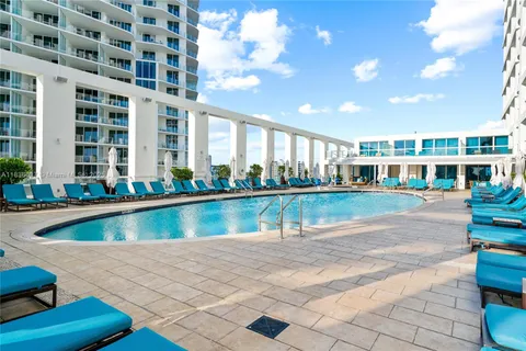 $1,434,900 | 551 North Fort Lauderdale Beach Boulevard, Unit R2205, Fort Lauderdale, FL 33304
