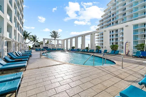 $1,434,900 | 551 North Fort Lauderdale Beach Boulevard, Unit R2205, Fort Lauderdale, FL 33304