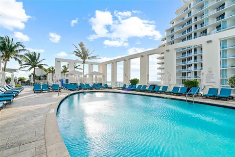 $1,434,900 | 551 North Fort Lauderdale Beach Boulevard, Unit R2205, Fort Lauderdale, FL 33304