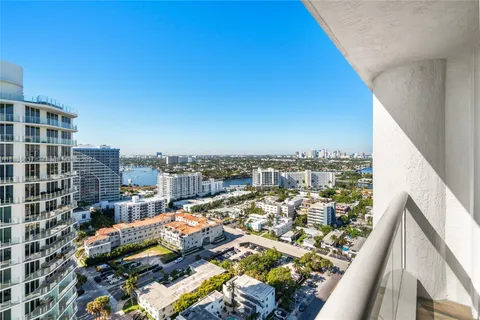 $1,434,900 | 551 North Fort Lauderdale Beach Boulevard, Unit R2205, Fort Lauderdale, FL 33304