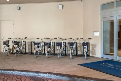 $1,434,900 | 551 North Fort Lauderdale Beach Boulevard, Unit R2205, Fort Lauderdale, FL 33304