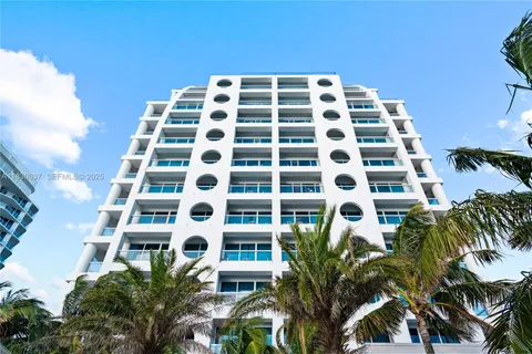 $1,434,900 | 551 North Fort Lauderdale Beach Boulevard, Unit R2205, Fort Lauderdale, FL 33304