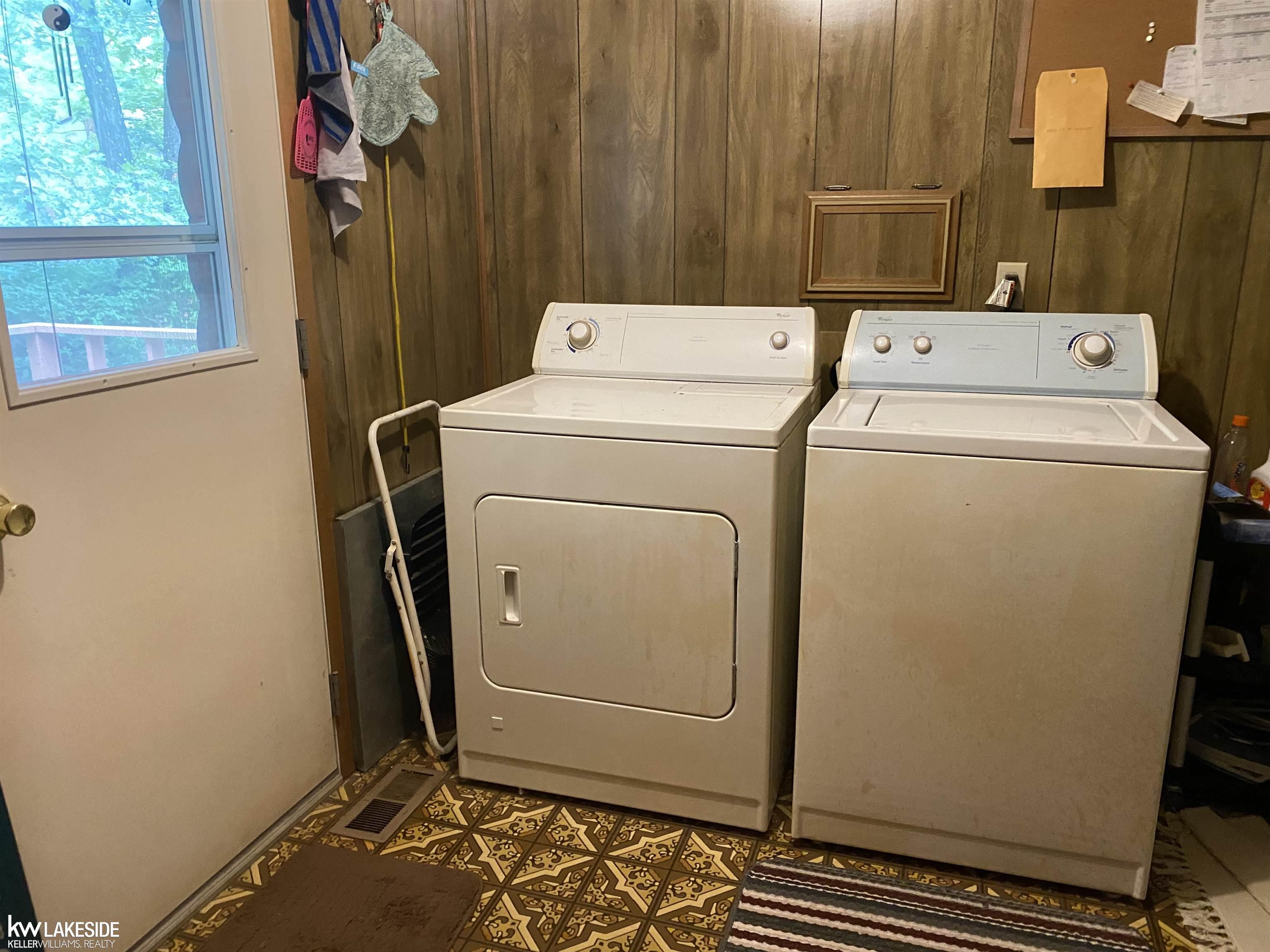 4377 Cochran Road Caseville, MI 48725 - Photo 26 of 30 50213387-1ee57d3f-36cf-4849-89eb-b3ee6c39df7b.JPG