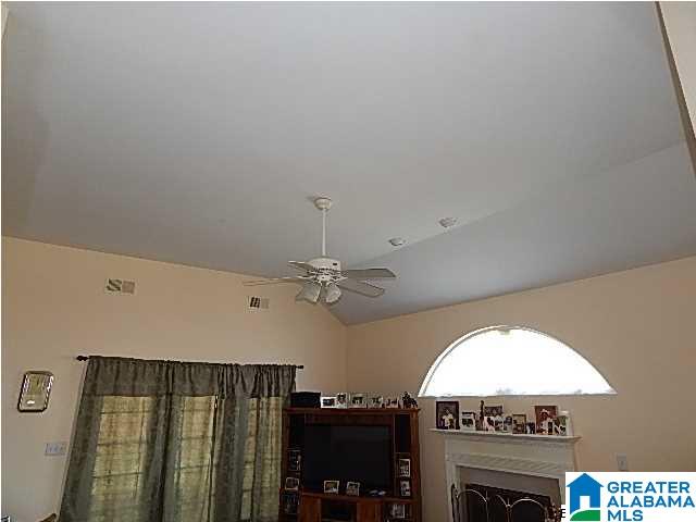 124 Heather Lane Pelham, AL 35124 - Photo 10 of 30