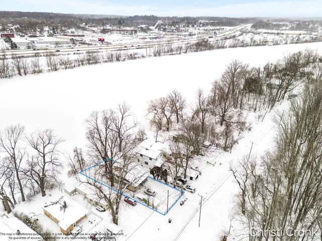 $210,000 | 3779 Willow Drive Northeast, Grand Rapids, MI 49525