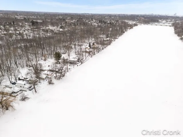 $210,000 | 3779 Willow Drive Northeast, Grand Rapids, MI 49525