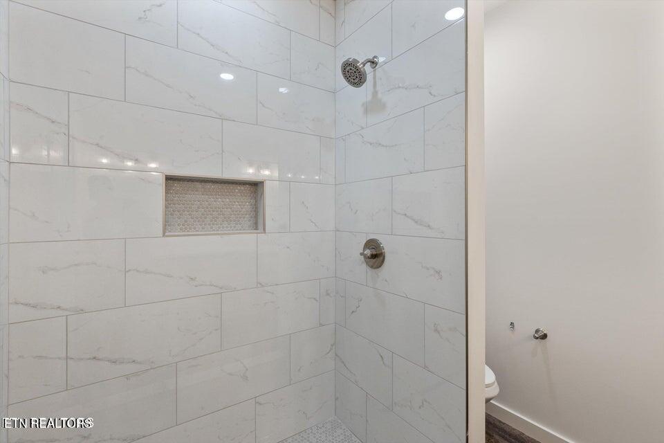 4411 Legends Way, Unit E Maryville, TN 37801 - Photo 20 of 36 20241118065910075199000000-o