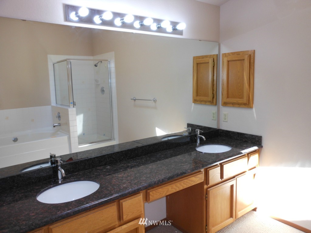 509 223rd Place Southeast Bothell, WA 98021 - Photo 11 of 15